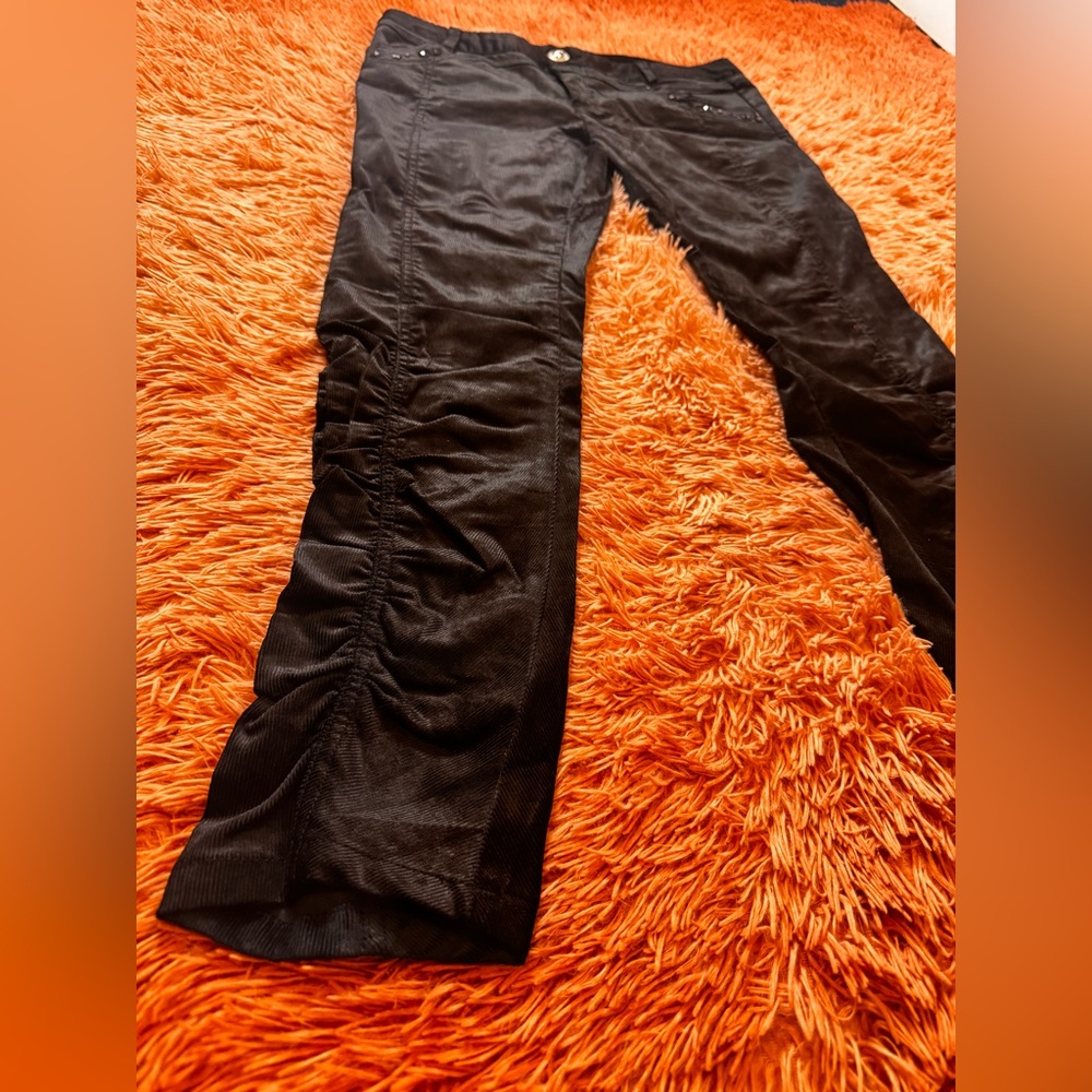 NWOT Xoxo Ruched Bottom & Embelished Pockets Corduroy Jeans/Pants. Size 11/12